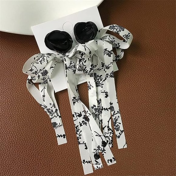 Black Rose Bow Fashion Earrings - Picture 6 of 6